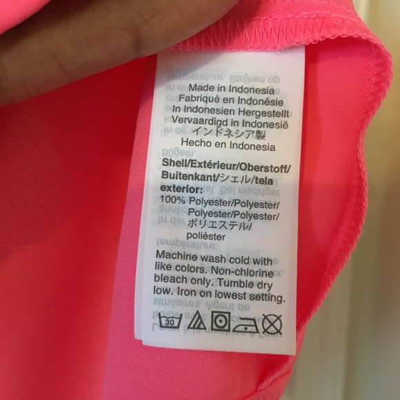 J. Crew sleeveless v-neck blouse - NWT - Picture 6 of 6